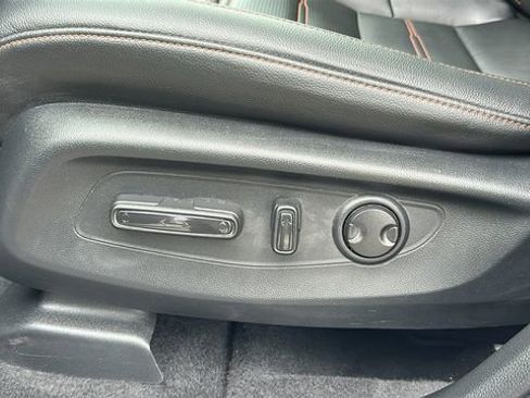 Used 2025 Honda CR-V Sport Touring image 10