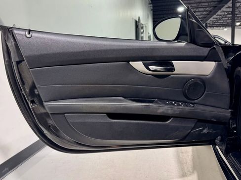 Used 2015 BMW Z4 sDrive28i image 12