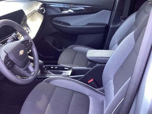 Used 2025 Chevrolet TrailBlazer LT image 15