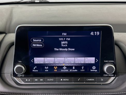 Used 2025 Nissan Rogue SV AWD/4WD image 21