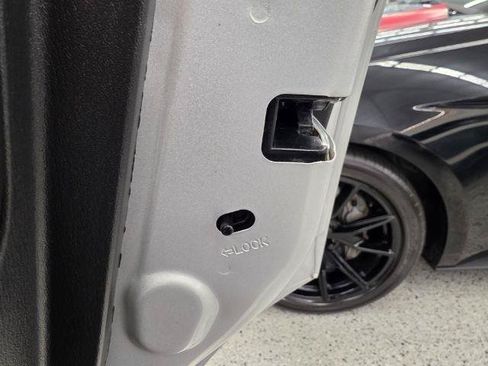 Used 2019 Nissan Pathfinder SV FWD image 39