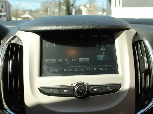 Used 2018 Chevrolet Cruze LS FWD image 24