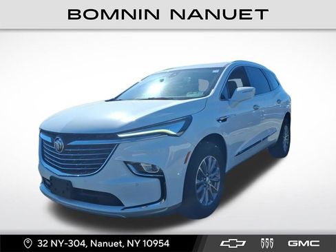 Certified 2022 Buick Enclave Essence image 1