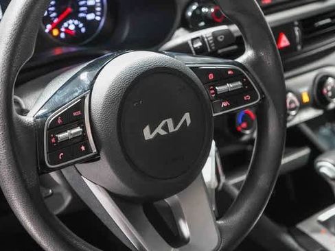 Used 2024 Kia Forte LXS w/ LXS Technology Package image 20