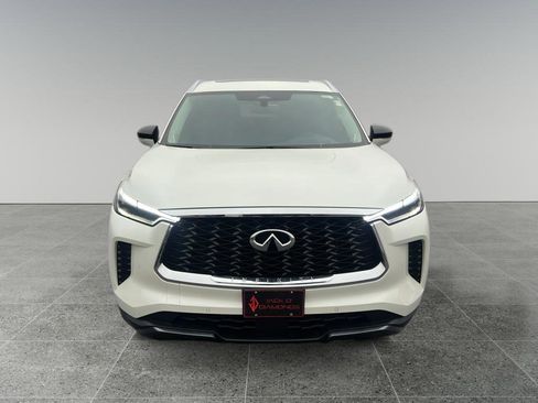 Used 2023 INFINITI QX60 Sensory w/ Vision Package image 2