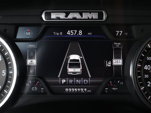 Used 2024 RAM 2500 Big Horn w/ Night Edition AWD/4WD image 10