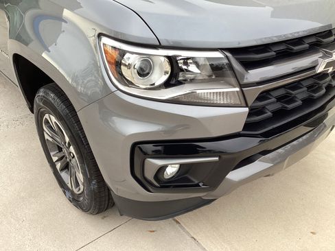 Used 2021 Chevrolet Colorado Z71 w/ Safety Package image 11