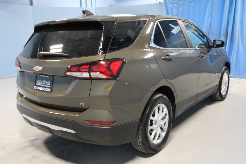 Used 2024 Chevrolet Equinox LT FWD image 32