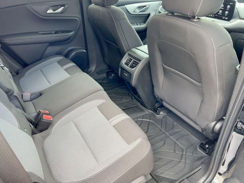 Certified 2023 Chevrolet Blazer LT w/ Convenience Package image 30