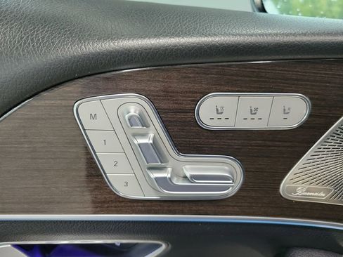 Used 2024 Mercedes-Benz GLE 350 GLE 350 w/ 3rd Row Seat Package image 71