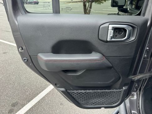 Used 2020 Jeep Wrangler Unlimited Rubicon AWD/4WD image 46