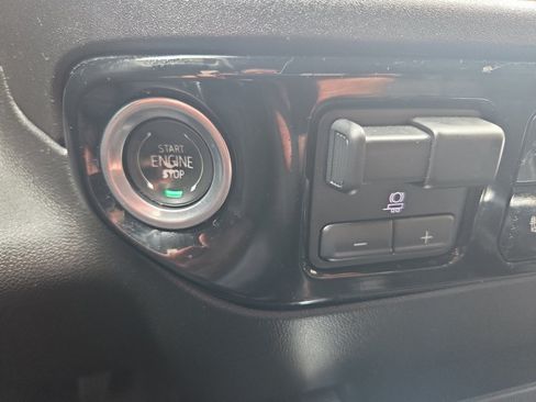 Used 2024 GMC Sierra 1500 Elevation w/ Elevation Premium Package AWD/4WD image 24
