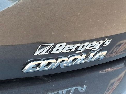 Used 2025 Toyota Corolla XSE image 30