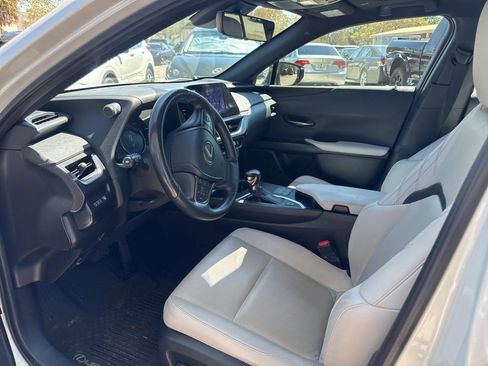 Used 2023 Lexus UX 250h FWD w/ Accessory Package (Z2) image 14
