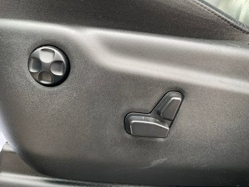 Used 2024 Dodge Durango GT image 22