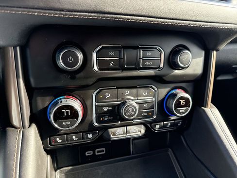 Certified 2024 Chevrolet Tahoe High Country image 18