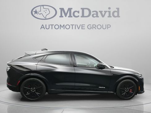 Used 2025 Ford Mustang Mach-E GT AWD/4WD image 9