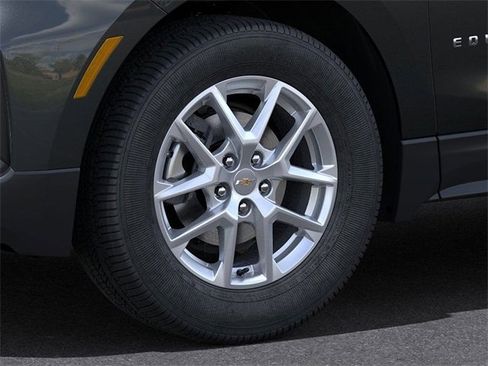 New 2023 Chevrolet Equinox LT w/ Driver Convenience Package image 9