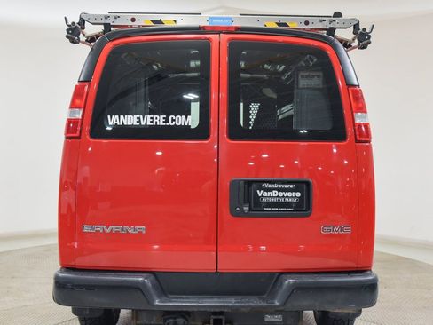 Used 2019 GMC Savana 2500 w/ Driver Convenience Package image 8