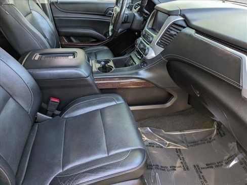 Used 2017 GMC Yukon SLT RWD image 19