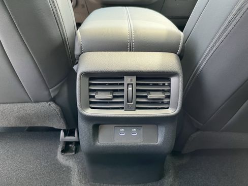 New 2025 Nissan Murano SL image 14