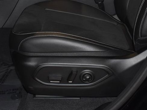 New 2025 Jeep Grand Cherokee Altitude w/ Trailer Tow Package image 11