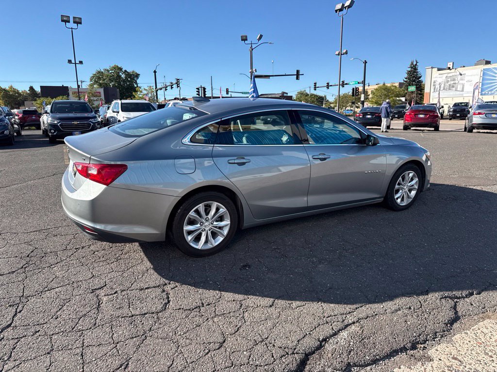 Used 2024 Chevrolet Malibu LT FWD image 11