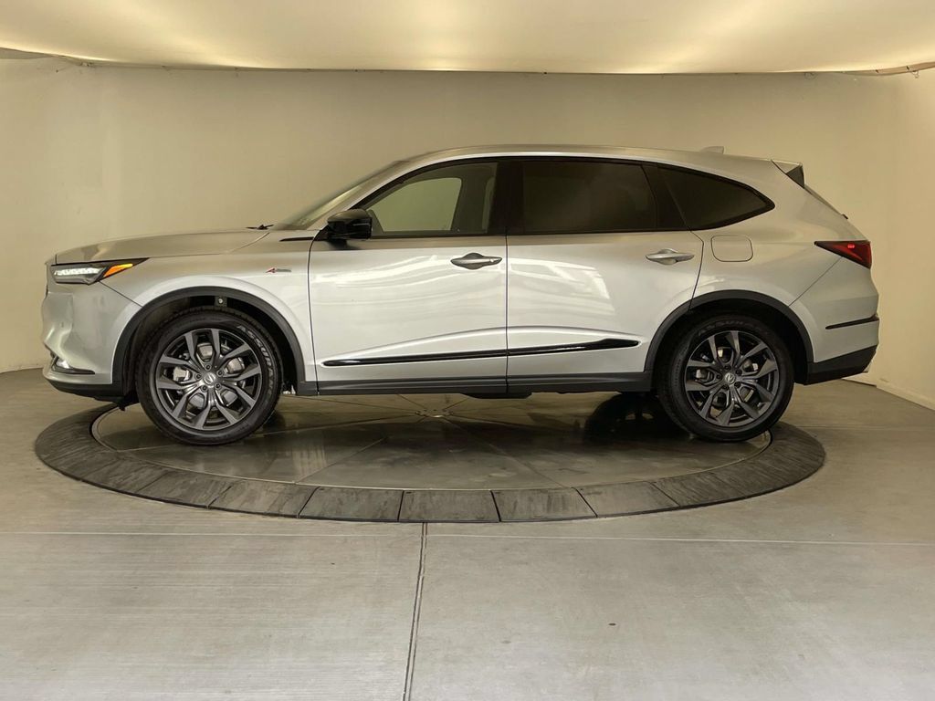 Used 2024 Acura MDX A-Spec AWD/4WD image 2