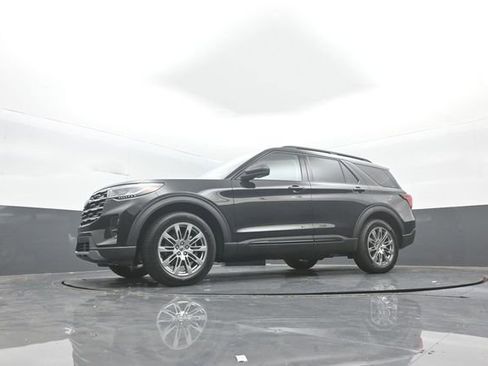 New 2026 Ford Explorer Active w/ Active Comfort Package image 31
