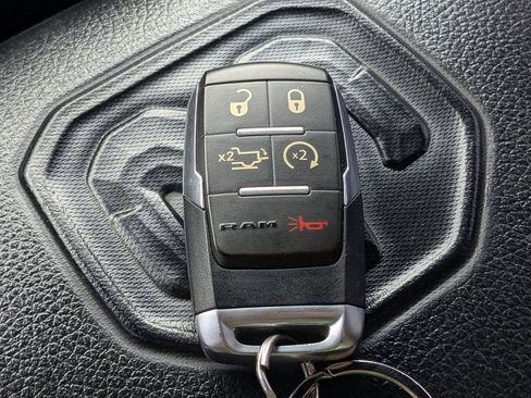 Used 2022 RAM 2500 Laramie w/ Night Edition image 32