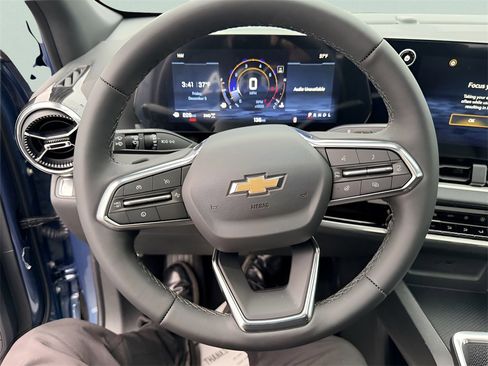 New 2026 Chevrolet Equinox LT w/ Convenience Package II image 15