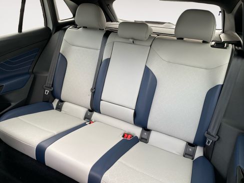 New 2026 Volkswagen ID.4 Pro S Plus AWD/4WD image 16