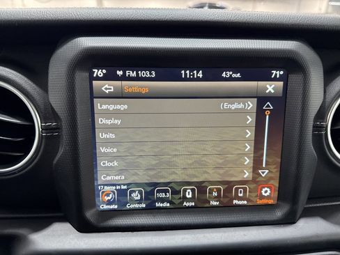 Used 2022 Jeep Wrangler Unlimited Sahara w/ LED Lighting Group image 24