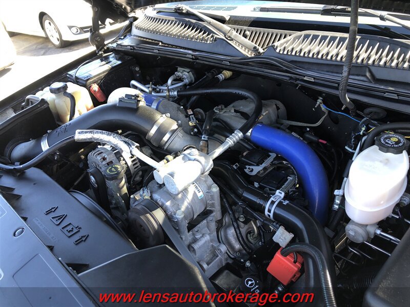 Used 2002 Chevrolet Silverado 3500 LT AWD/4WD image 22