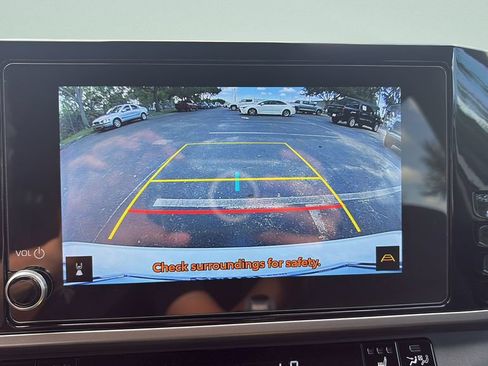 Used 2025 Toyota Camry LE w/ Convenience Package FWD image 17