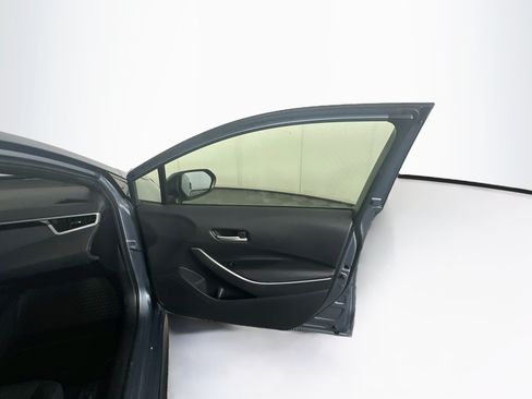 Used 2021 Toyota Corolla SE FWD image 29