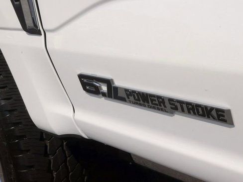 New 2025 Ford F250 Lariat w/ Lariat Ultimate Package AWD/4WD image 12