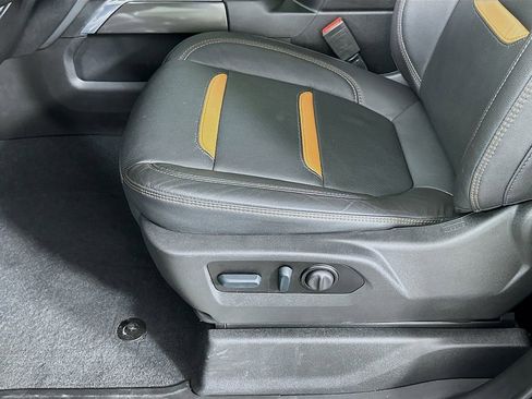 Used 2022 GMC Sierra 1500 AT4 w/ AT4 Preferred Package image 20