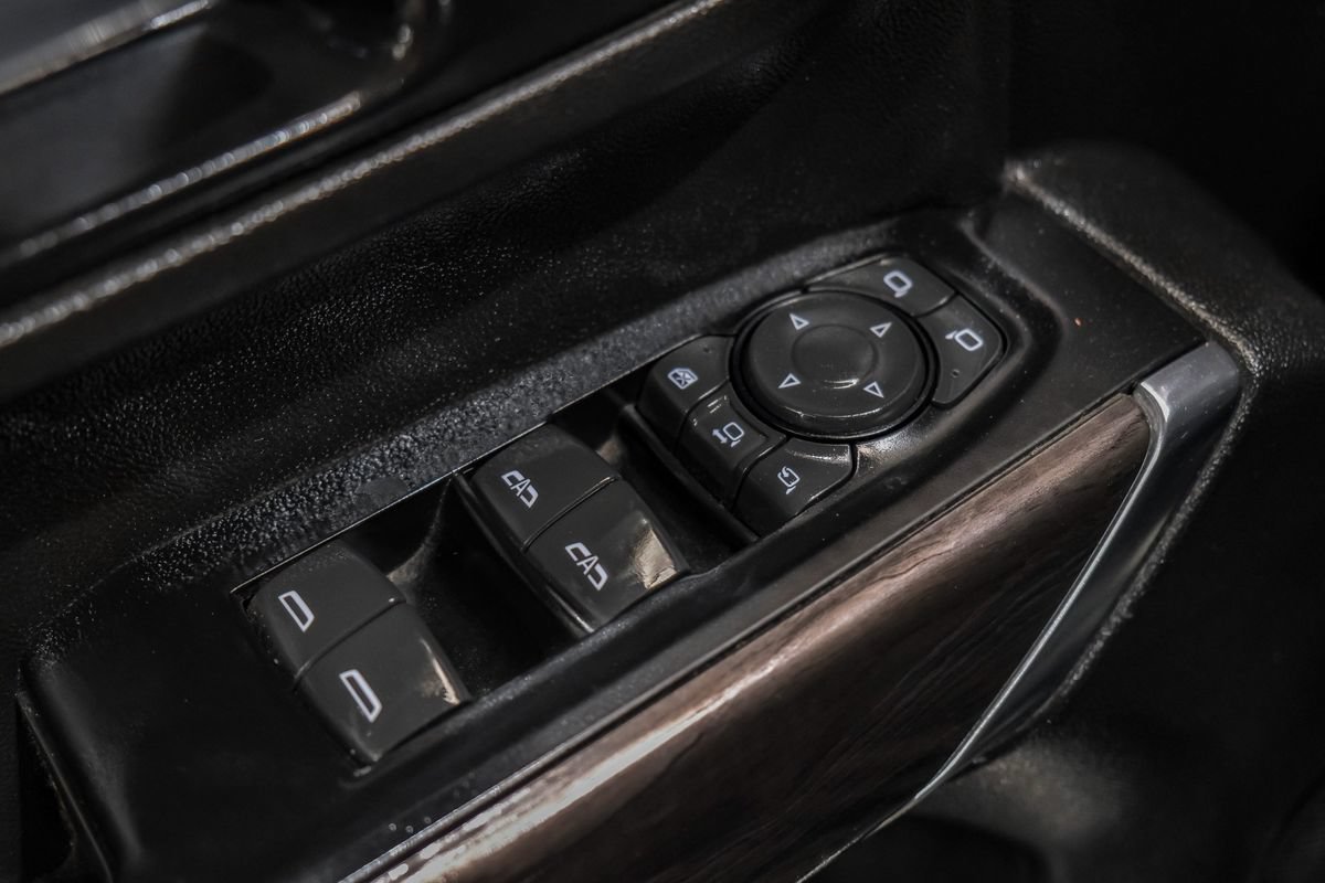 Used 2023 Chevrolet Silverado 2500 LTZ w/ LTZ Convenience Package AWD/4WD image 41