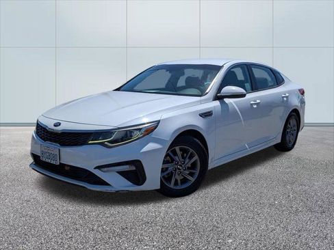 Used 2019 Kia Optima LX FWD image 1