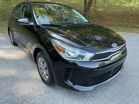 Used 2020 Kia Rio S image 3