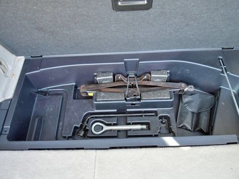 Used 2005 Lexus RX 330 image 38