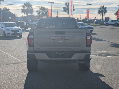 Used 2024 GMC Canyon AT4 image 4