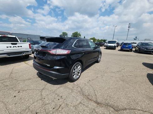 Used 2015 Ford Edge Titanium w/ Equipment Group 301A AWD/4WD image 16