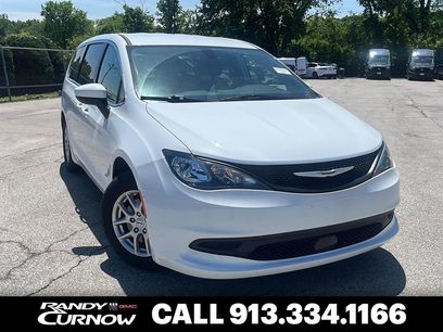 Used 2022 Chrysler Voyager LX