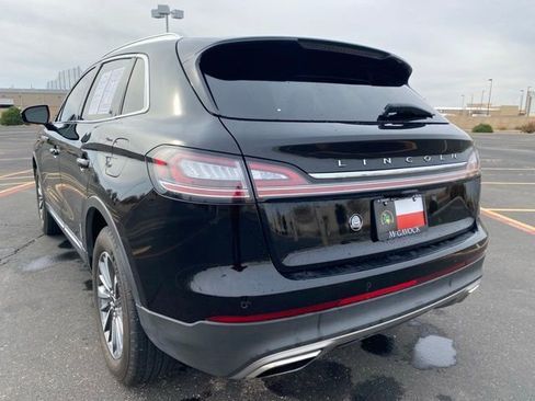 Used 2023 Lincoln Nautilus AWD w/ Premium Package image 4