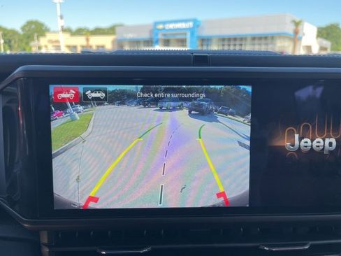 Used 2024 Jeep Wrangler Unlimited Rubicon 392 image 23