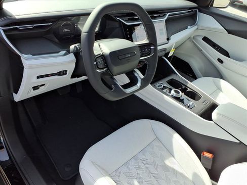 New 2026 Jeep Cherokee Overland image 4