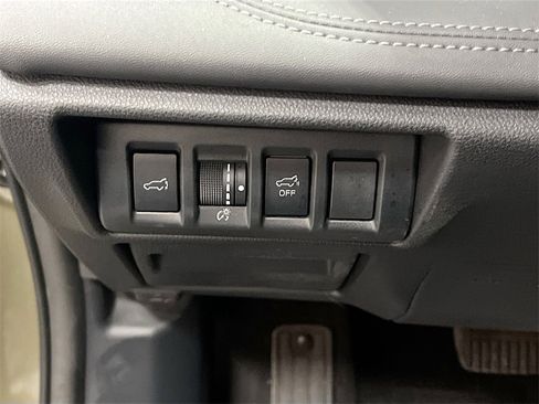 Used 2024 Subaru Outback Touring image 10