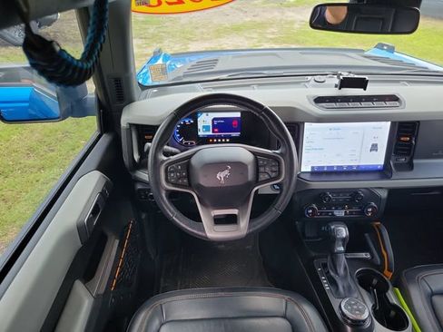 Used 2023 Ford Bronco Badlands AWD/4WD image 10